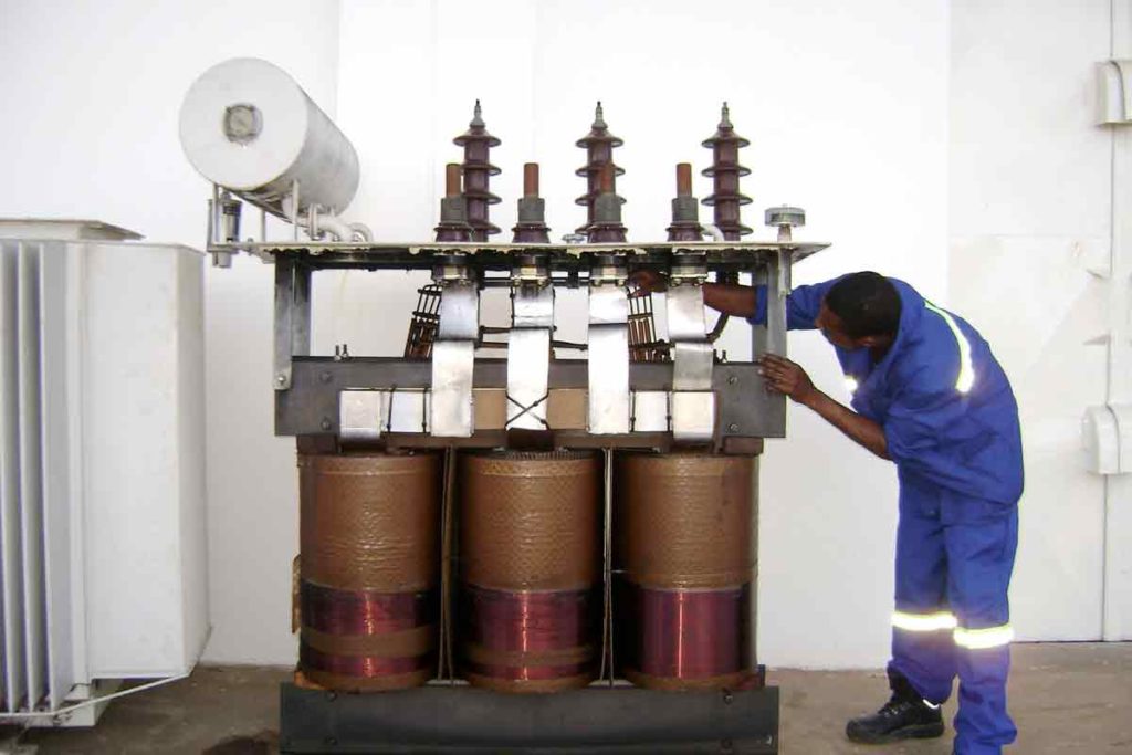 Transformer Core Assembly and Refurbishment