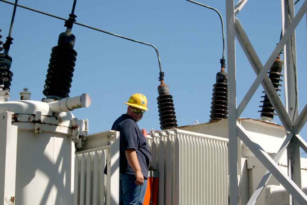 High Voltage Bushing & Insulation Replacement